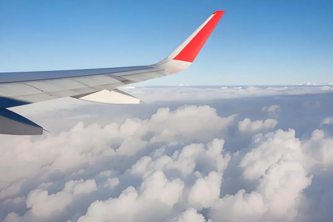 无锡石墨烯发热膜:飞行安全的“隐形除冰卫士”